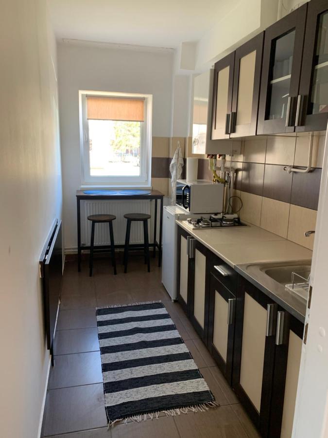 Focus Max Apartment Миеркуря Чук Екстериор снимка